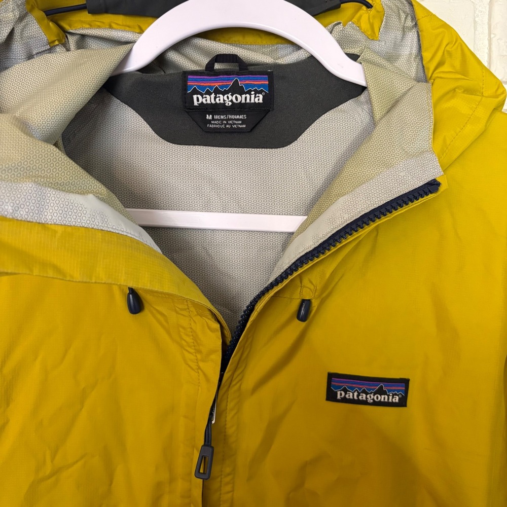 Patagonia Men's Torrentshell 3L Rain Jacket Navy Yellow Size Medium - Picture 4 of 8